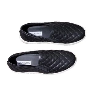Steve Madden Black Quilted Slip-On Loafers Size 8 1/2
